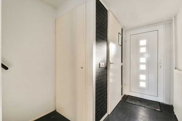 Foto - Te koop: Karveel 46 68, 8242 VE Lelystad